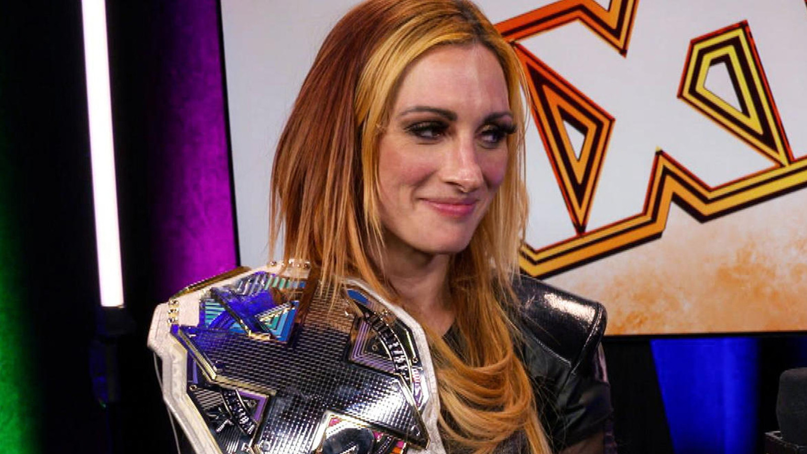 Becky Lynch parece despedirse de WWE NXT luego de perder el título ante Lyra Valkyria