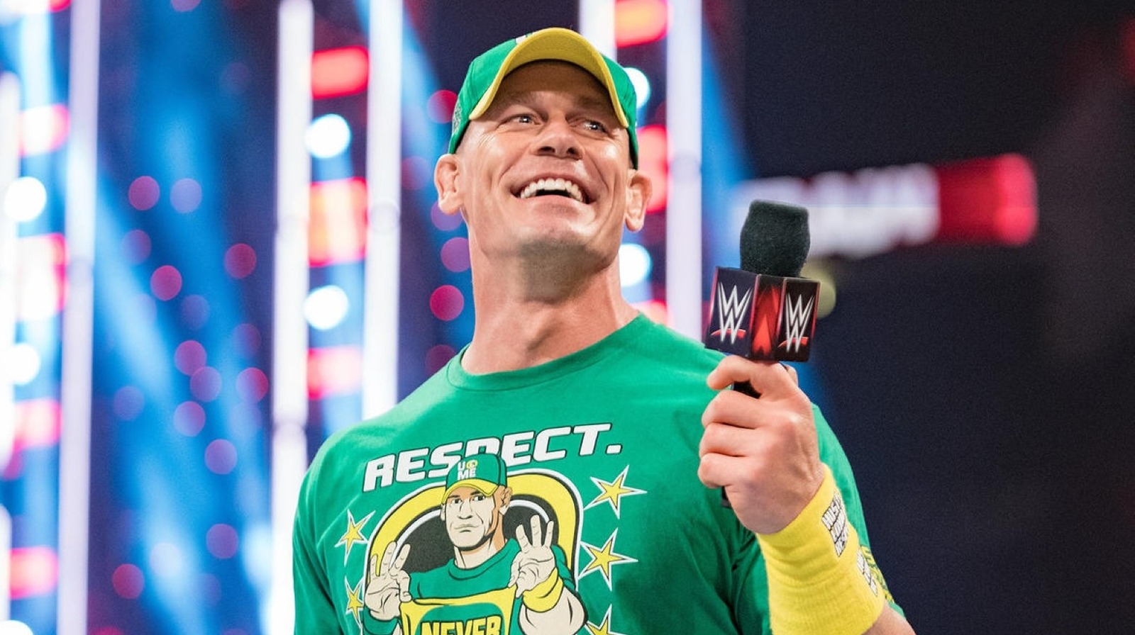 John Cena en acción individual en WWE Crown Jewel 2023