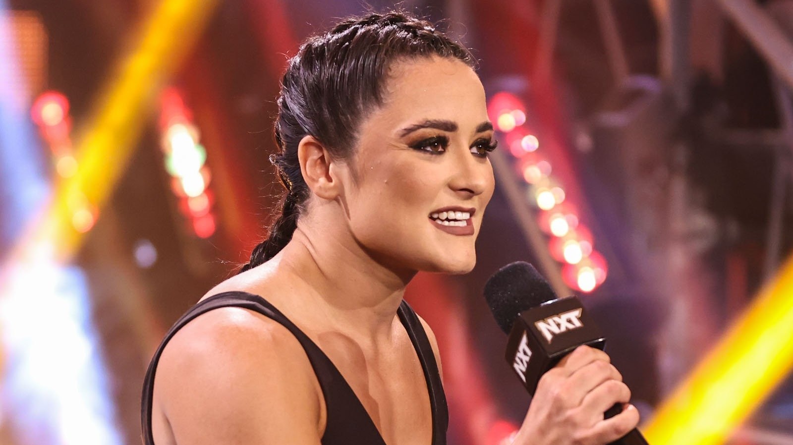 Lyra Valkyria envía mensaje a Becky Lynch en WWE Raw antes de la lucha por el título de NXT