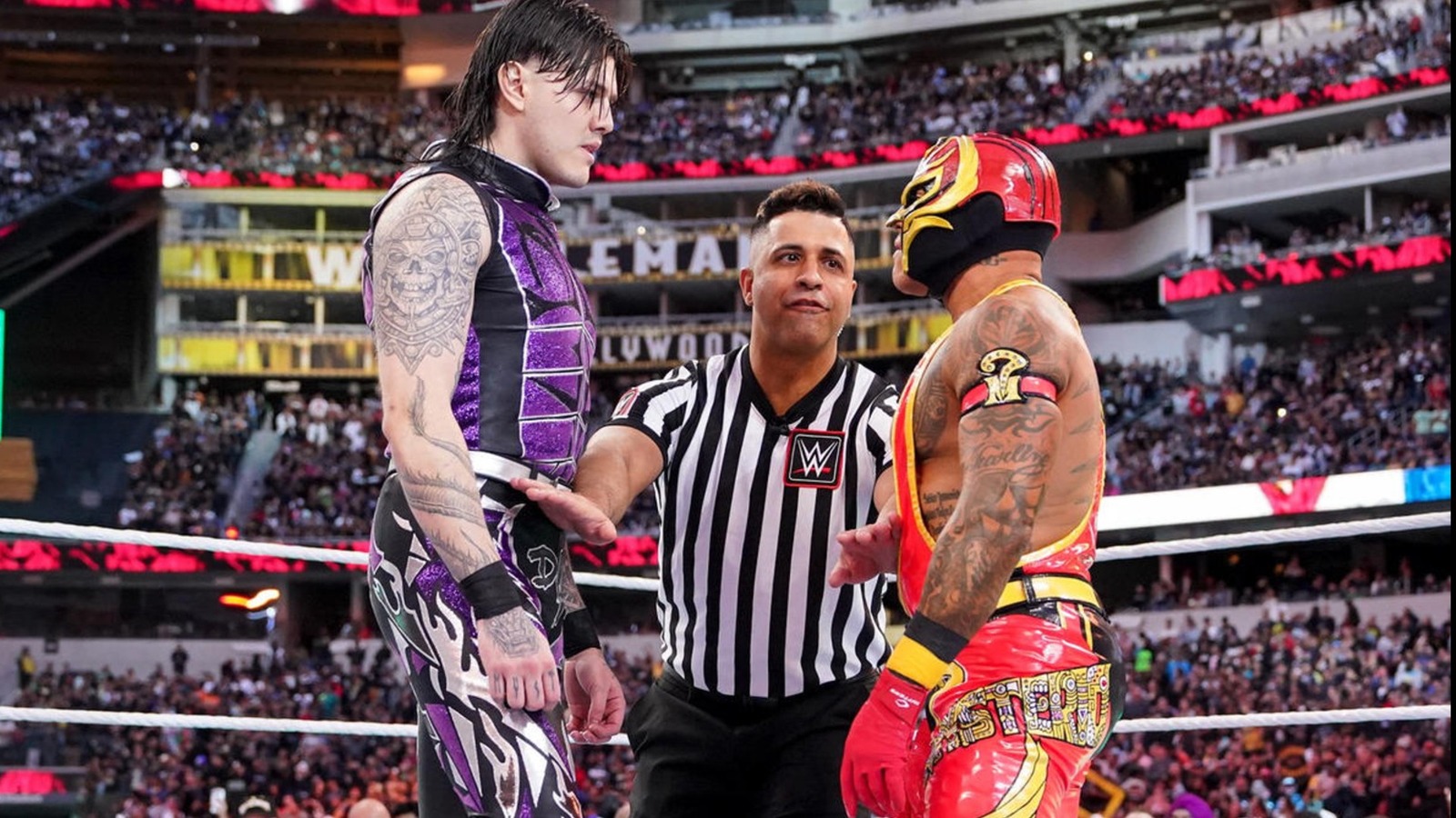 Rey Mysterio quiere una lucha en parejas de la WWE vs.  Hijo Dominik y Logan Paul con esta pareja