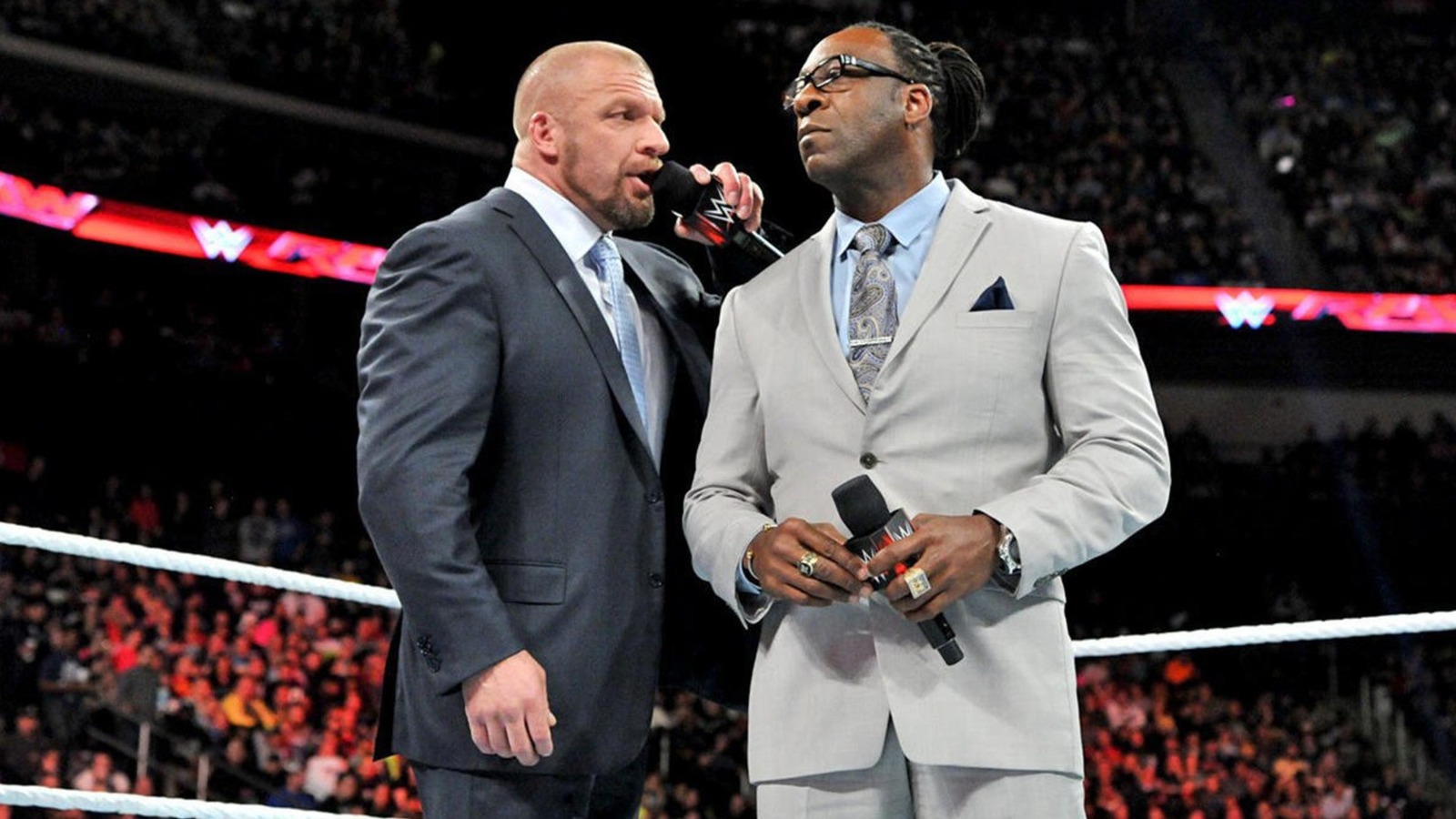 Booker T explica por qué no está enojado por el controvertido combate WWE WrestleMania 19