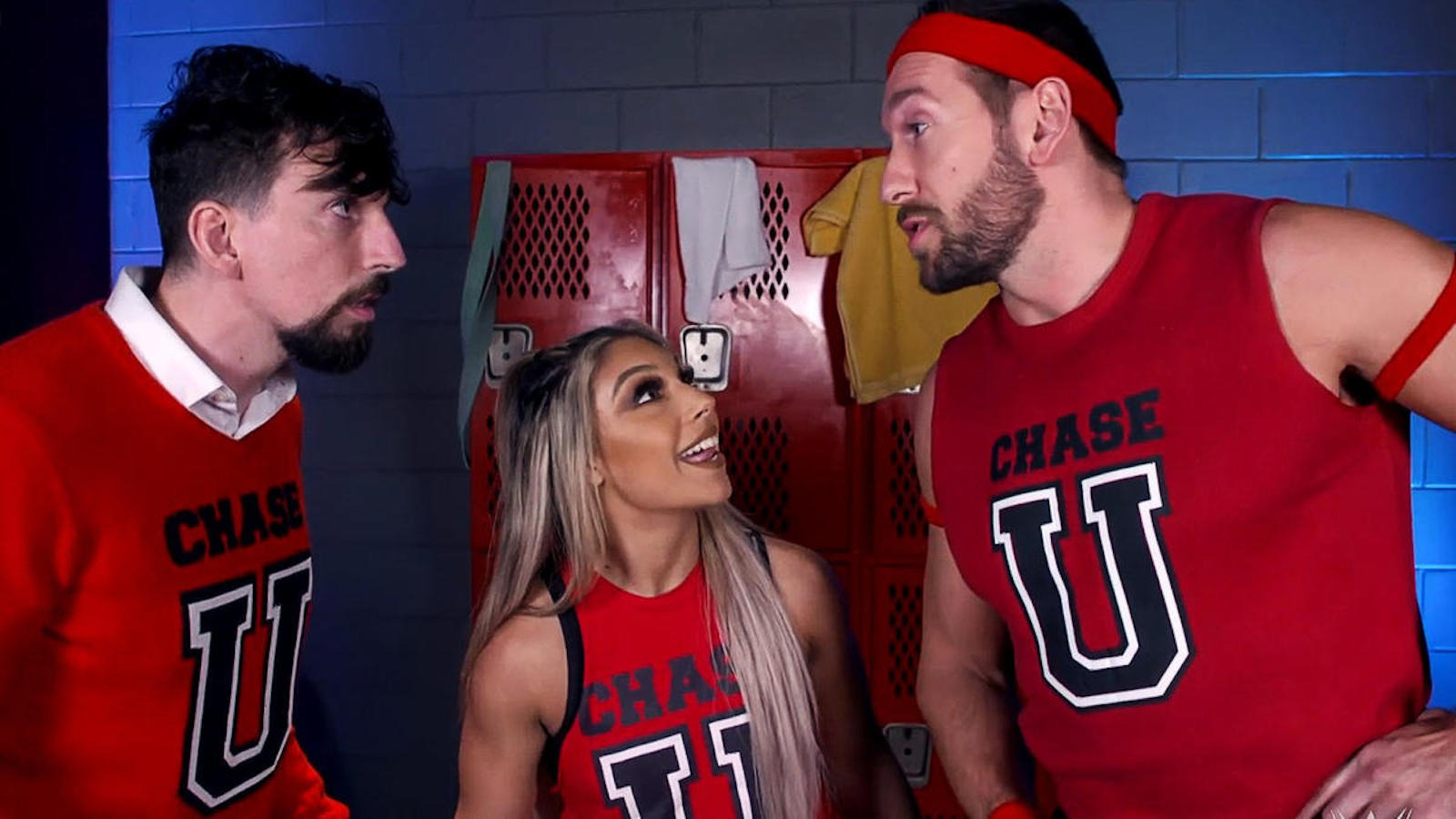 Chase U entrega los títulos de etiqueta de WWE NXT a la familia D'Angelo después de la huelga de la sección de estudiantes