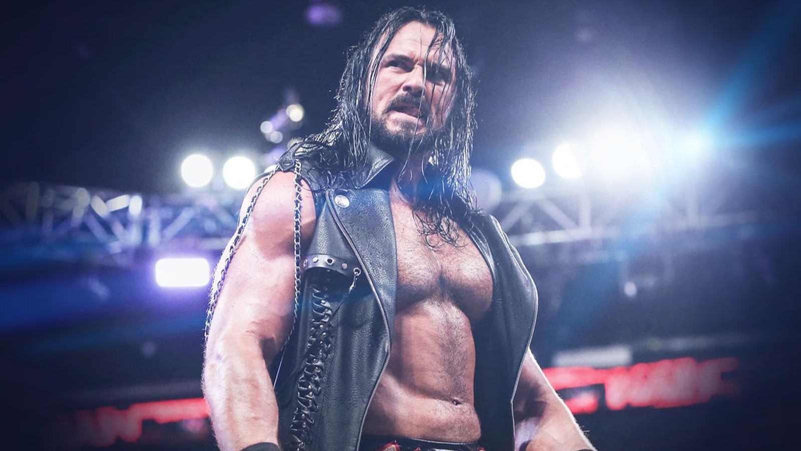 Drew McIntyre aborda los informes de su salida furiosa de WWE Survivor Series