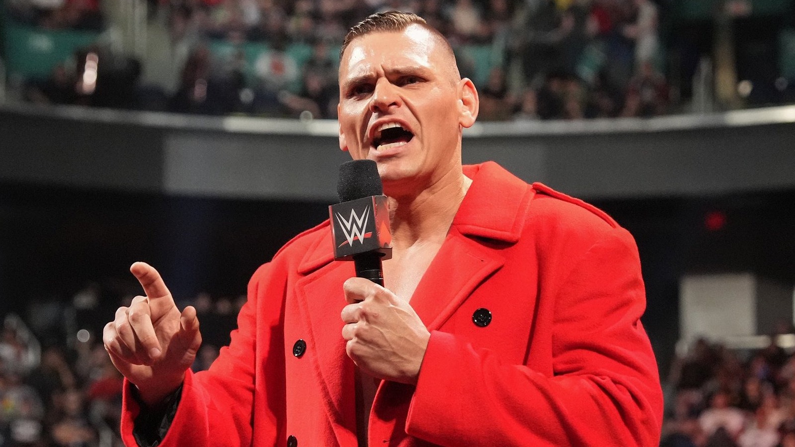 El Campeón Intercontinental WWE GUNTHER compara a Ivar y The Miz como oponentes
