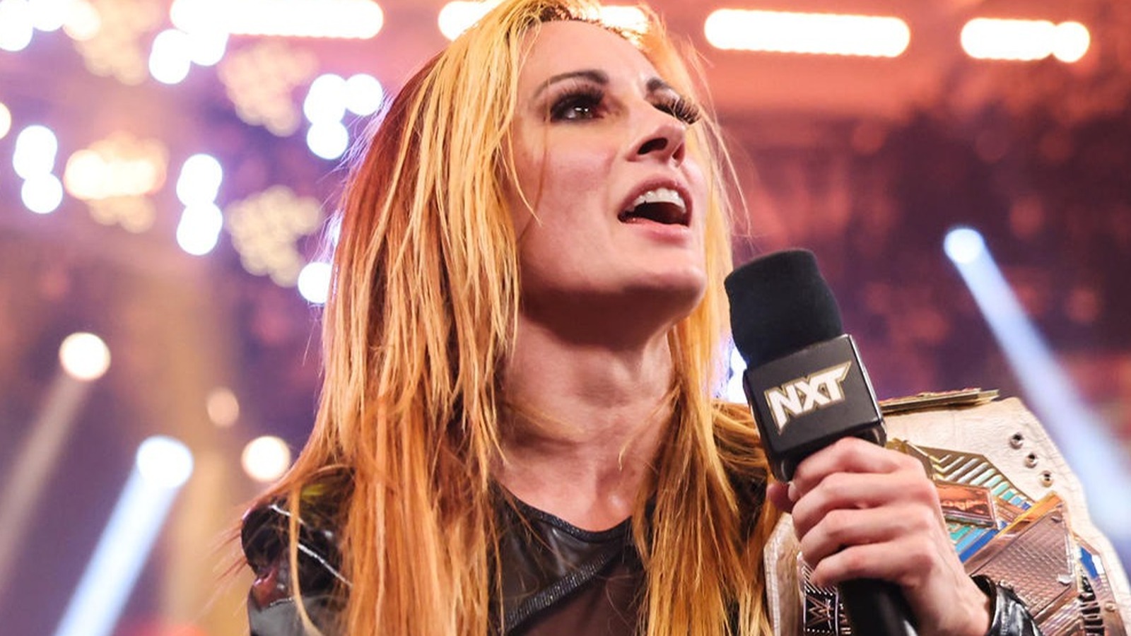 Eric Bischoff critica la historia de la WWE de Becky Lynch y la pérdida del título de NXT
