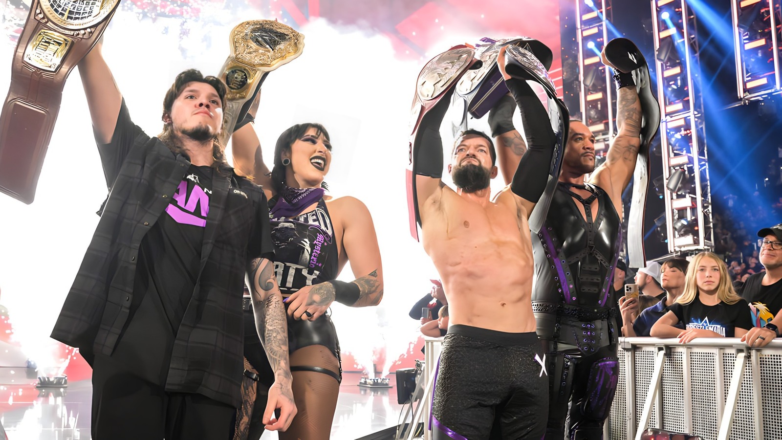 Ocho competidores aparentemente confirmados para el combate masculino de WarGames en WWE Survivor Series