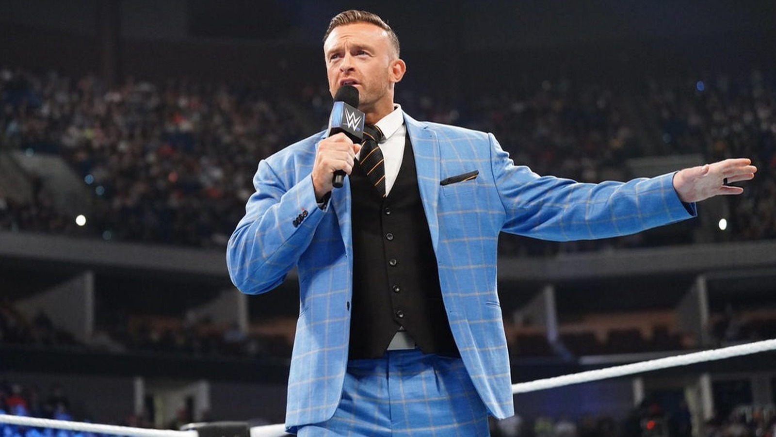 Por qué el gerente general de WWE SmackDown, Nick Aldis, dice que la competencia es "lo mejor para los negocios"