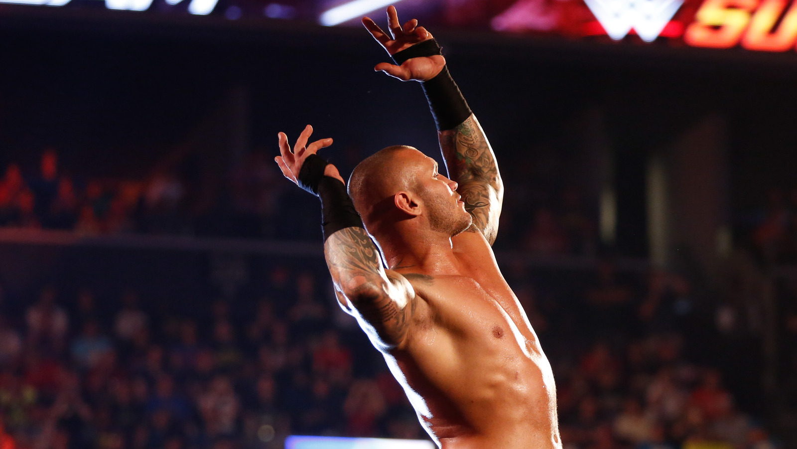 Randy Orton se burla de la lucha libre durante 10 años más después de WWE Survivor Series