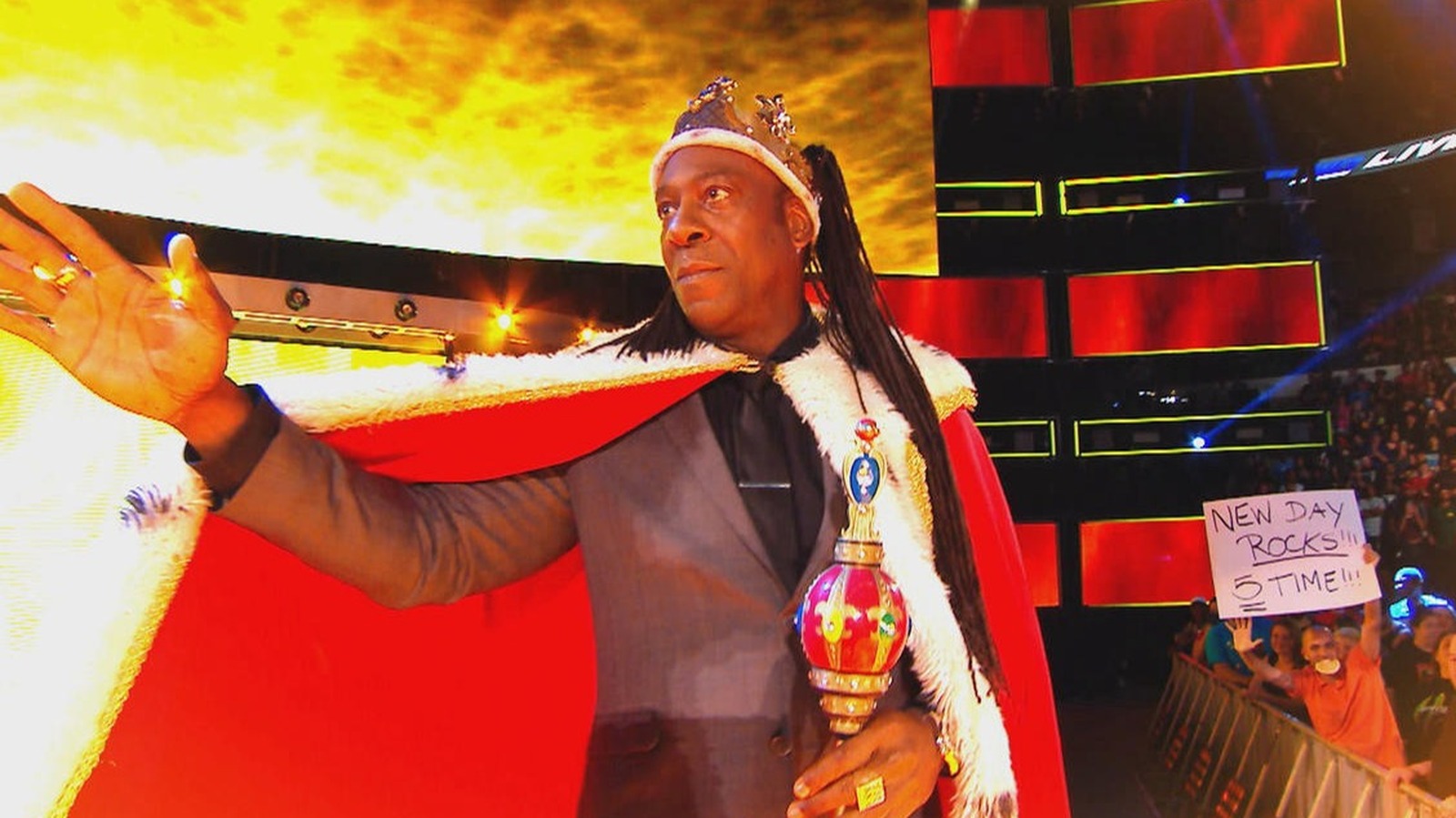 WWE HOFer Booker T revela a quién se le ocurrió la idea del popular truco de King Booker