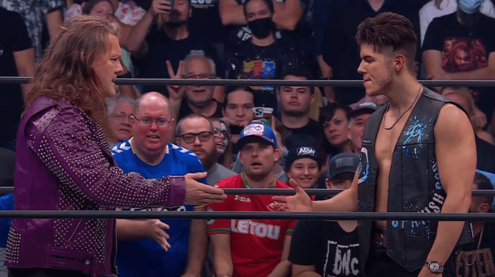 Chris Jericho se reúne con Sammy Guevara en AEW Dynamite, listo para una lucha de 8 hombres