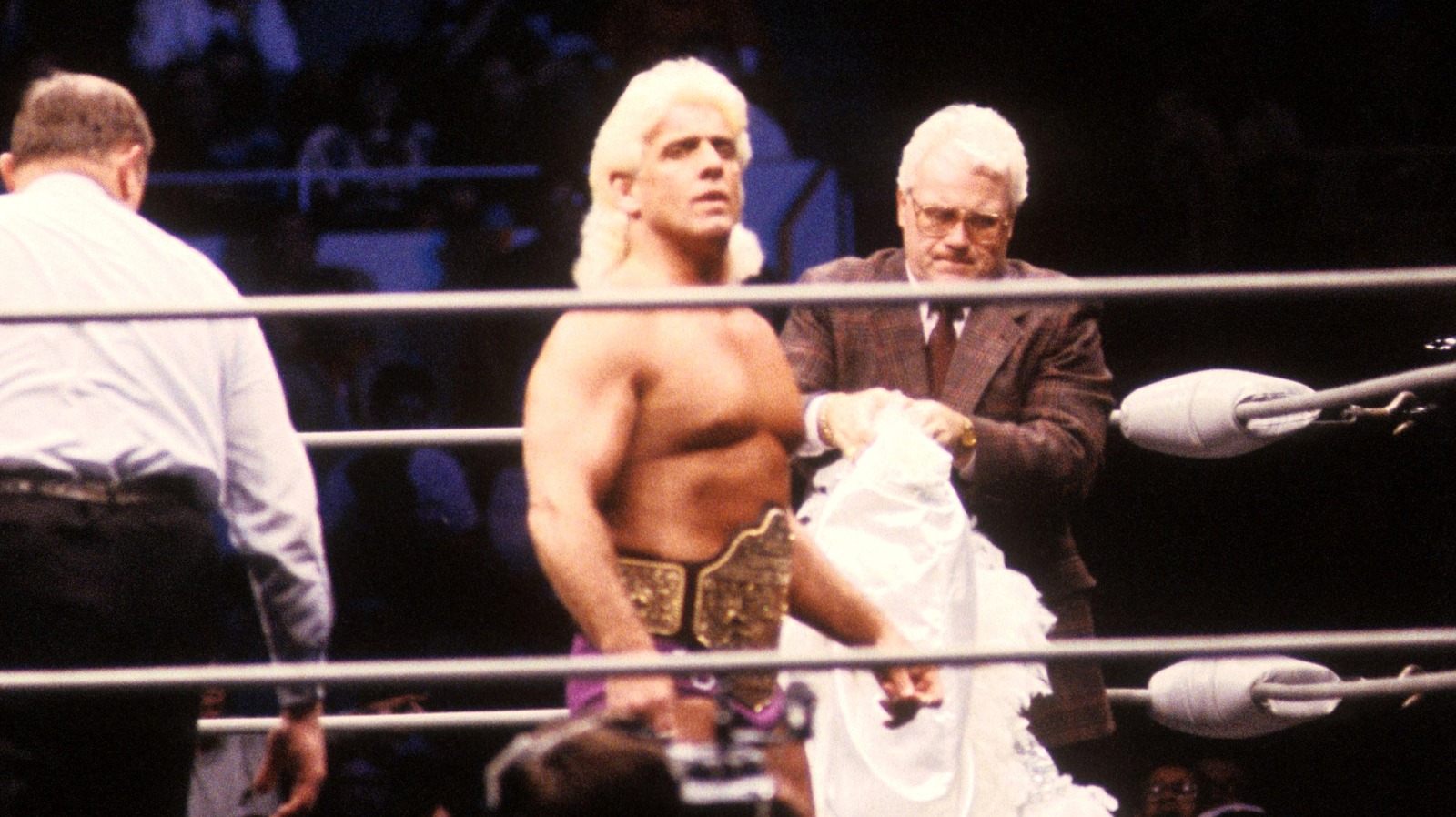 Lex Luger habla sobre ganar el título mundial en WCW luego de la partida de Ric Flair a WWF