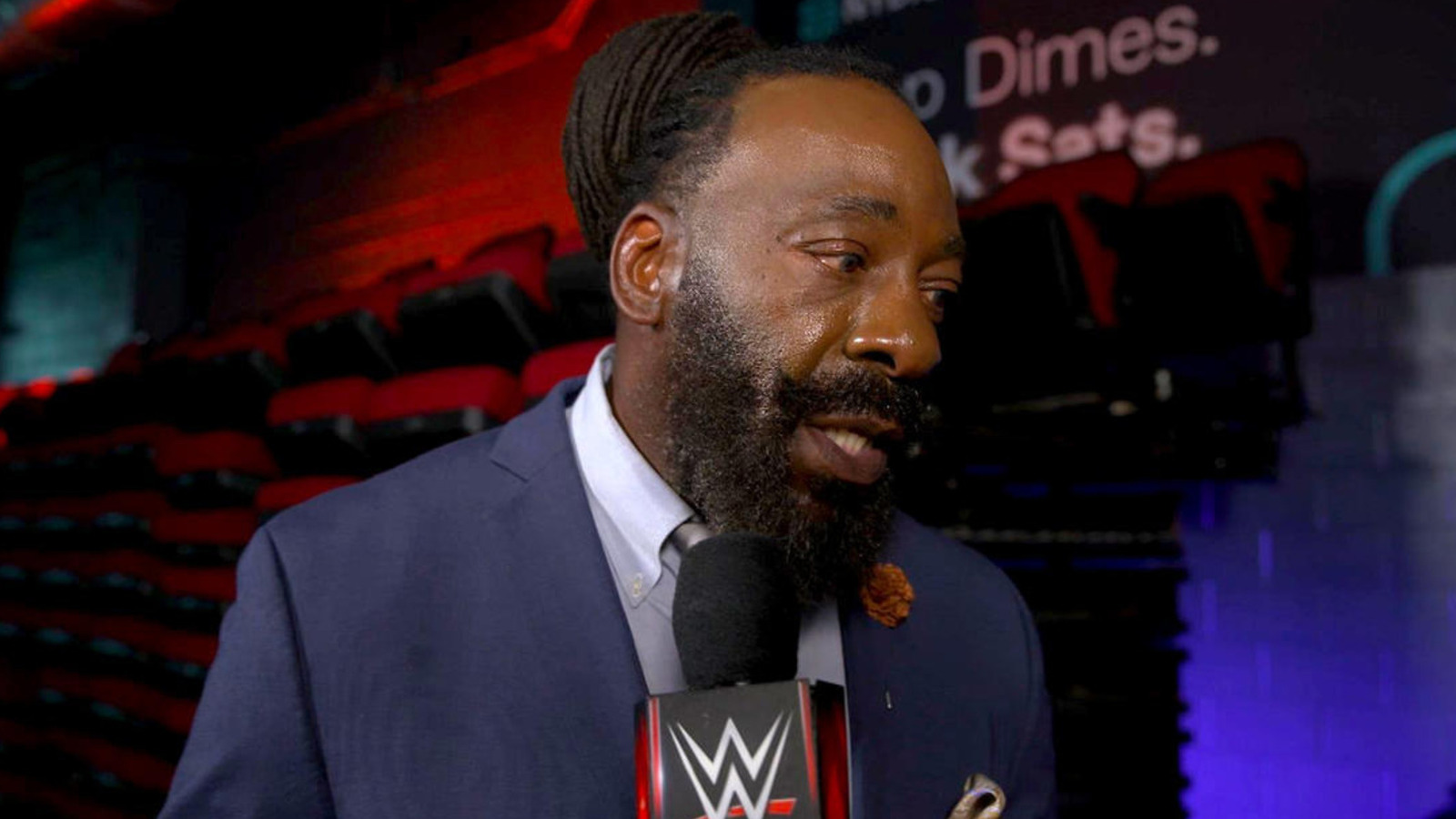A Booker T no le gusta este posible escenario de título en la WWE