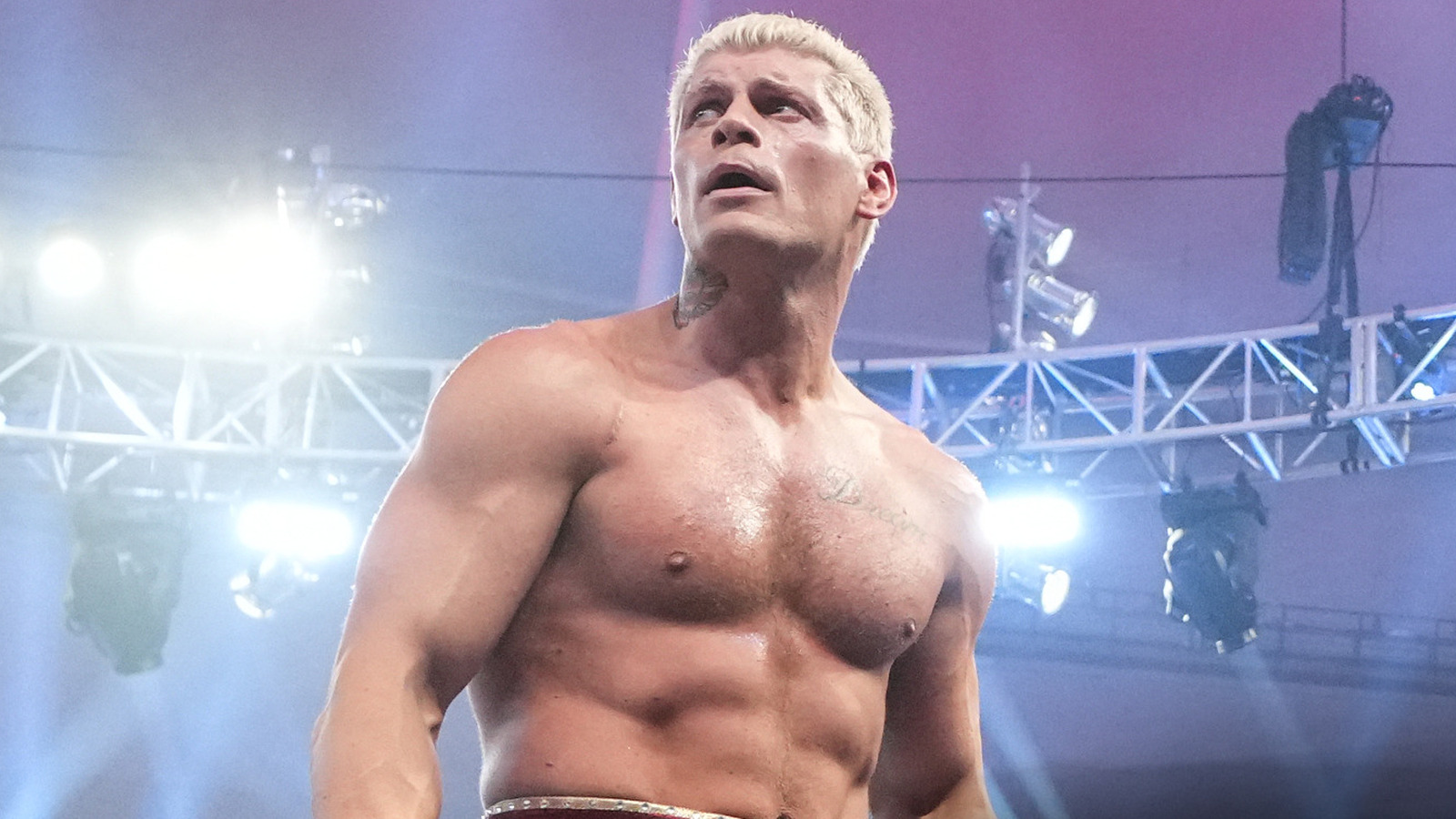 Booker T reacciona ante la victoria de Cody Rhodes en el Royal Rumble masculino de la WWE de 2024