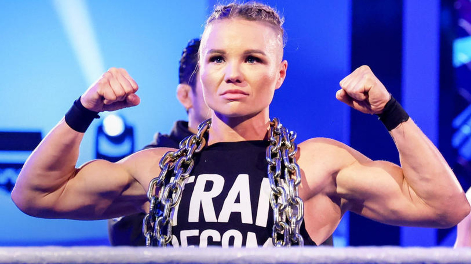 Ivy Nile habla sobre volver a conectarse con la leyenda de la WWE en un evento reciente