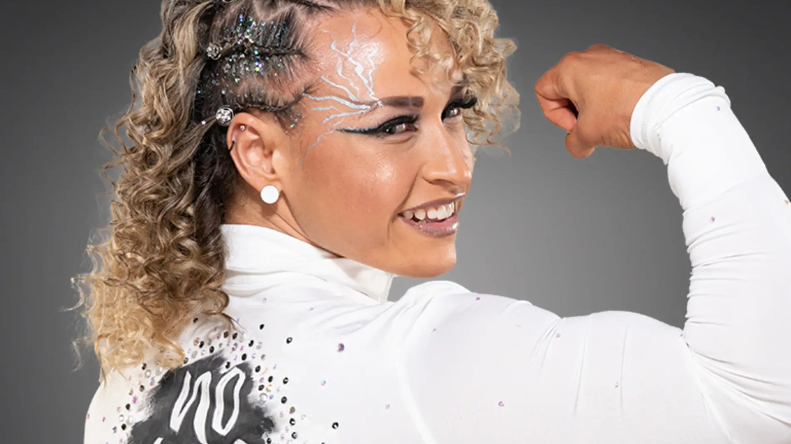 La campeona mundial de TNA Knockouts, Jordynne Grace, ingresa al Royal Rumble femenino de 2024