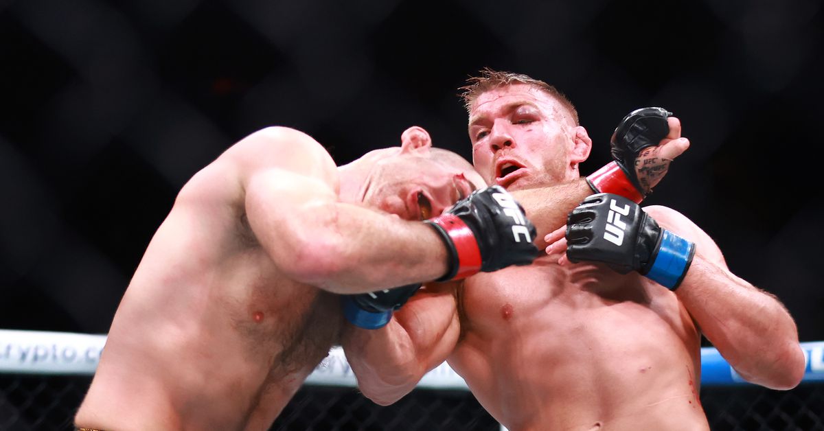 Video: UFC 297 'Fight Motion' presenta la dramática pelea entre Dricus du Plessis vs. Sean Strickland, el impactante regreso de Neil Magny