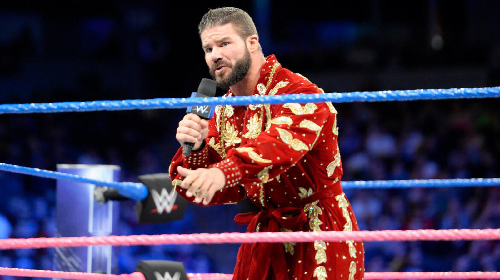 Bobby Roode ofrece actualización sobre su futuro en la WWE luego de una lesión