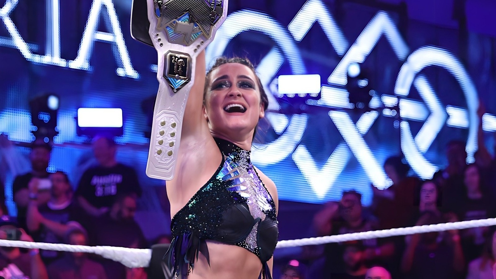Lyra Valkyria supera el Cash-In de Lola Vice y retiene el título femenino en WWE NXT Vengeance Day