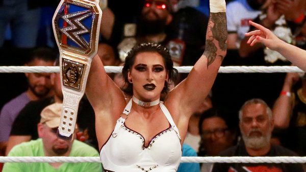Noticias detrás del escenario, posibles spoilers sobre los planes de la WWE para Rhea Ripley en WrestleMania 40