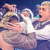 Por qué Eric Bischoff le da Cody Rhodes vs.  Bloodline Storyline Una 'B automática'