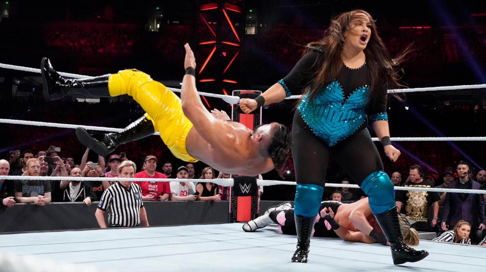 Road Dogg recuerda cómo Nia Jax participó en el Royal Rumble masculino de la WWE 2019