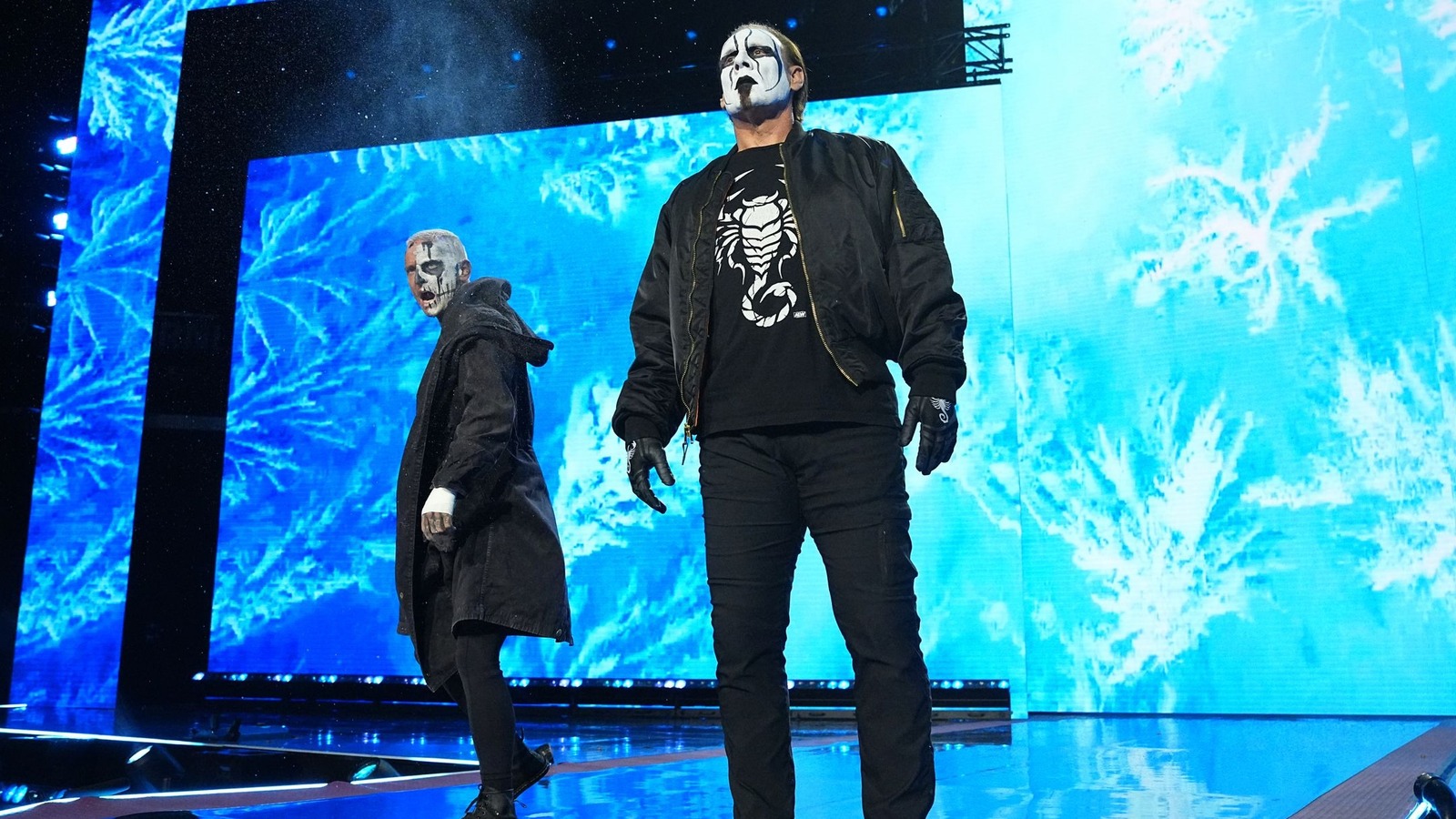 Sting se dirige a su último público de AEW Dynamite después de que la transmisión sale del aire
