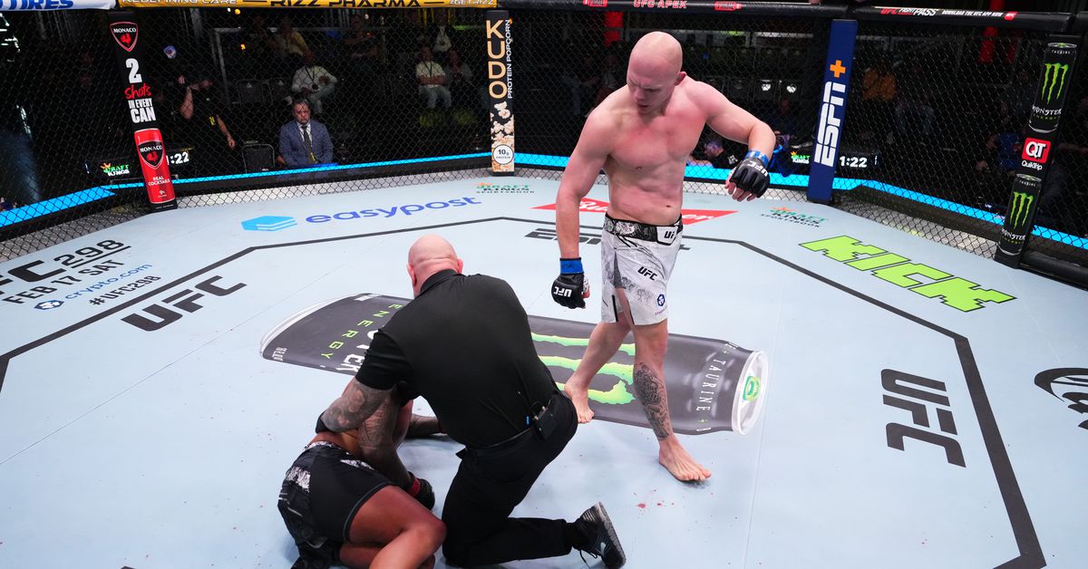 Video de UFC Vegas 86: Bogdan Guskov culmina la combinación de nocaut con un rugido primario