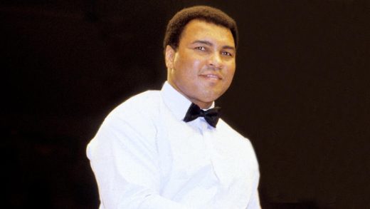 Booker T reacciona al anuncio del Salón de la Fama de la WWE de Muhammad Ali