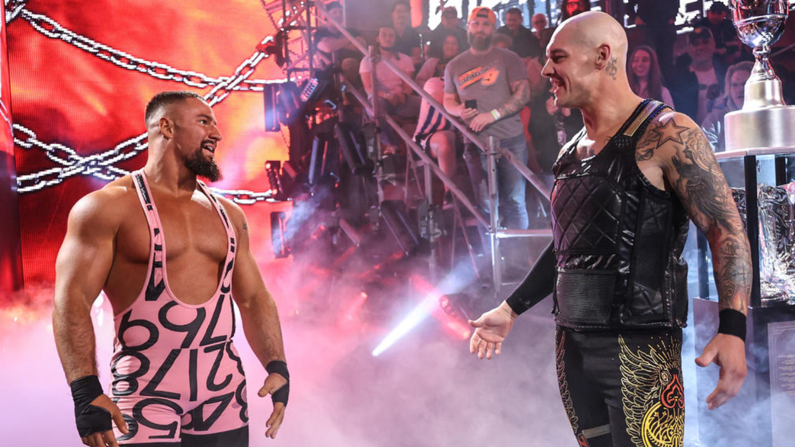 Bron Breakker y Baron Corbin retienen títulos en WWE NXT Roadblock