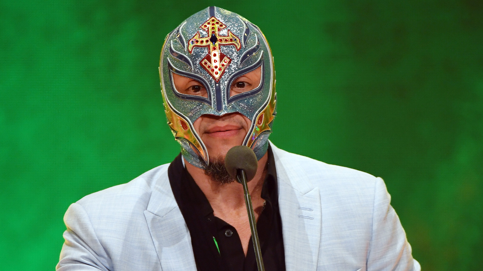 Bruce Prichard evalúa la probabilidad de que otro luchador enmascarado tenga el título mundial