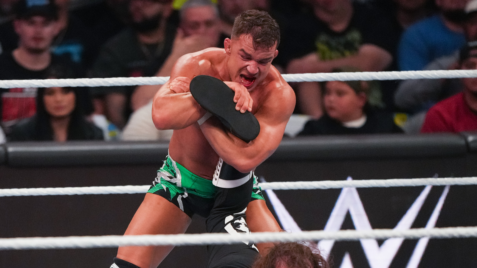 Chad Gable comparte una reacción emocional al perder el Gauntlet Match en WWE Raw