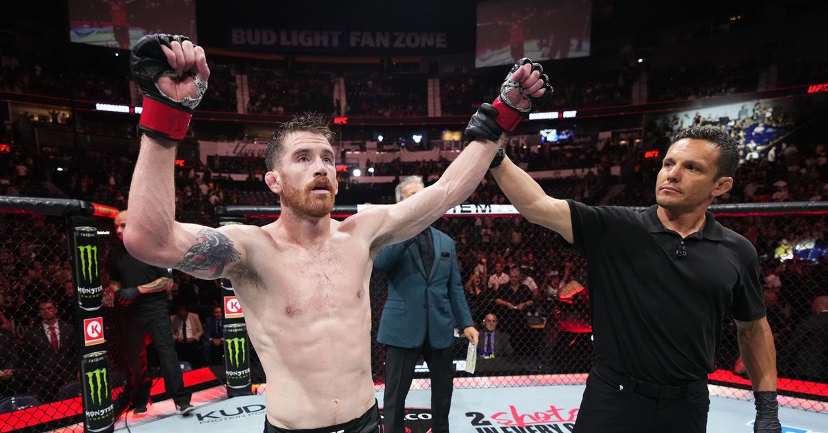 Cory Sandhagen acepta el desafío de Umar Nurmagomedov y pide cambiar la programación de UFC 303