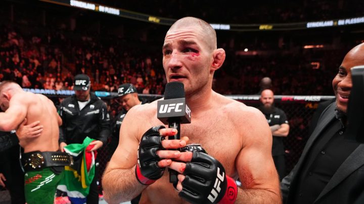 Informe matutino: Sean Strickland dice que UFC 'quiere que me calle la boca' después de que Dricus du Plessis ganara el título como 'regalo de Dios'