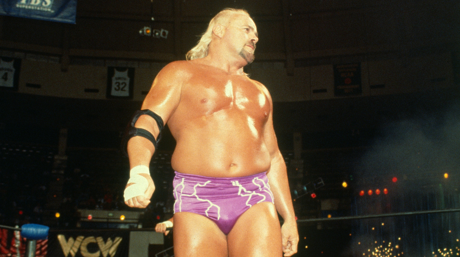Kevin Sullivan compara las salidas de AEW con recibir un disparo en el pecho