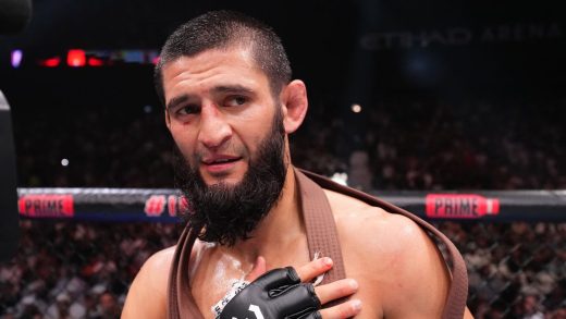 Khamzat Chimaev es el gran favorito para vencer a Robert Whittaker en el evento principal de UFC en Arabia Saudita