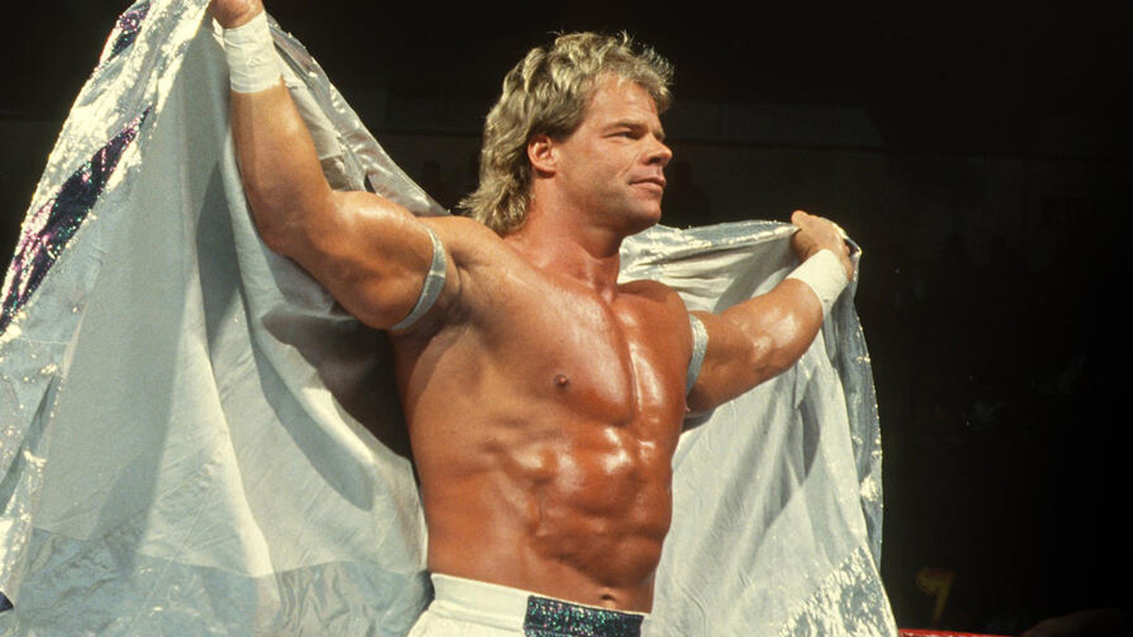 Lex Luger recuerda haber estado en un 'lugar muy oscuro' mientras su carrera de lucha libre iba hacia el sur