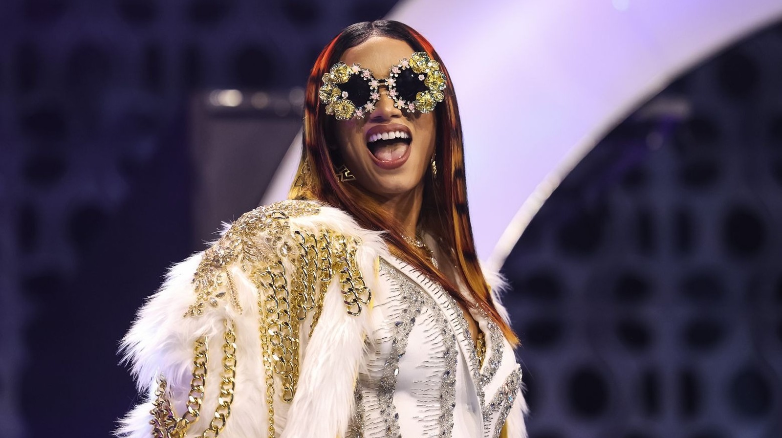 Mercedes Mone explica por qué su debut en AEW tuvo que abrir el show en Dynamite: Grandes negocios