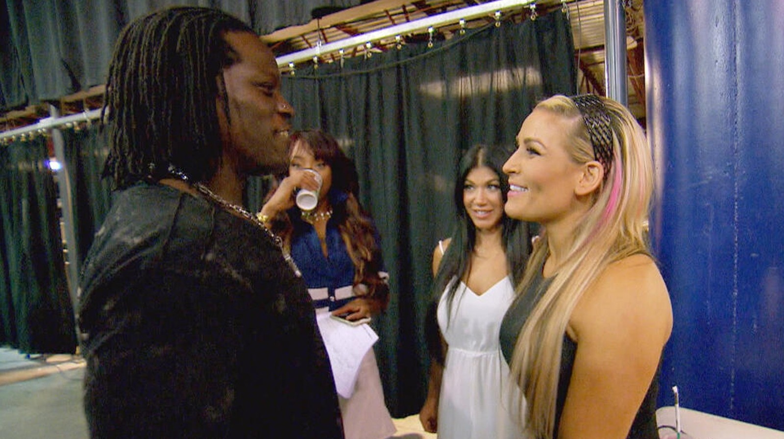 Natalya de WWE habla sobre su encuentro con R-Truth por primera vez en un show independiente