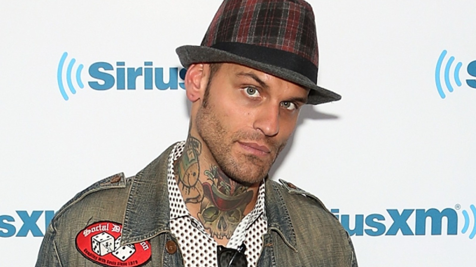 Se informa que el hermano de Corey Graves está detrás del escenario en WWE SmackDown, sin contrato con AAA