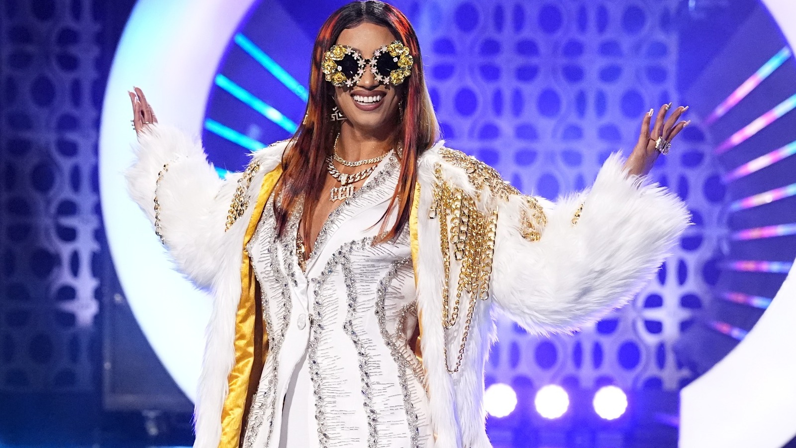 Tommy Dreamer analiza cómo AEW debería usar Mercedes Mone