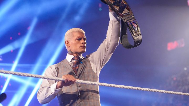 El miembro del Salón de la Fama de la WWE Eric Bischoff habla sobre cómo se debe reservar al nuevo campeón Cody Rhodes