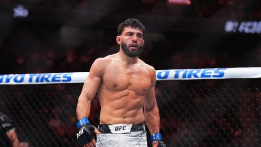 Arman Tsarukyan explica por qué rechazó la pelea por el título de UFC 302 con Islam Makhachev