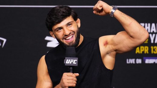 Arman Tsarukyan predice el nocaut en el primer asalto de Charles Oliveira en UFC 300