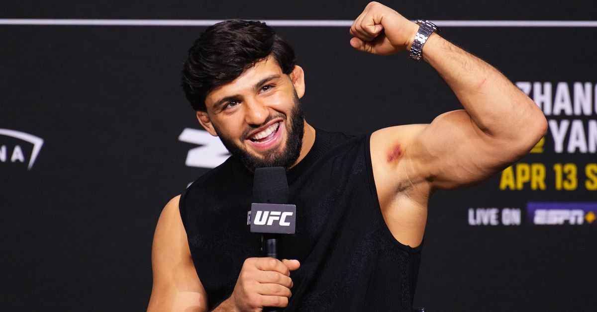 Arman Tsarukyan predice el nocaut en el primer asalto de Charles Oliveira en UFC 300