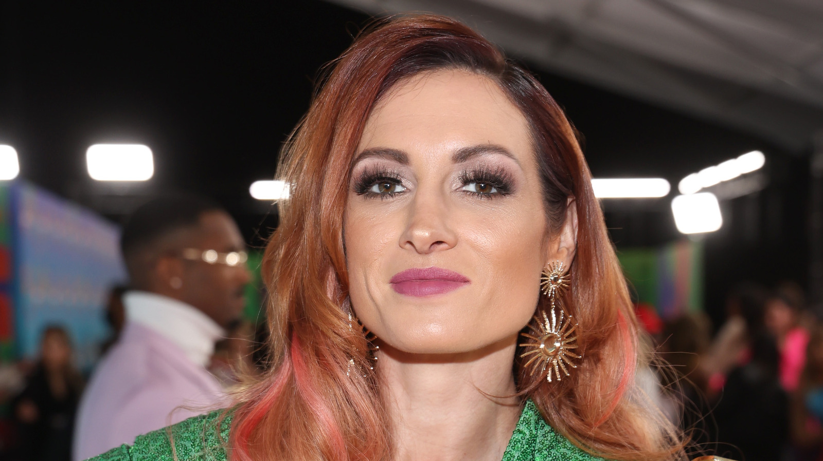 Becky Lynch habla sobre su compañera estrella de la WWE Nia Jax rompiéndose la nariz