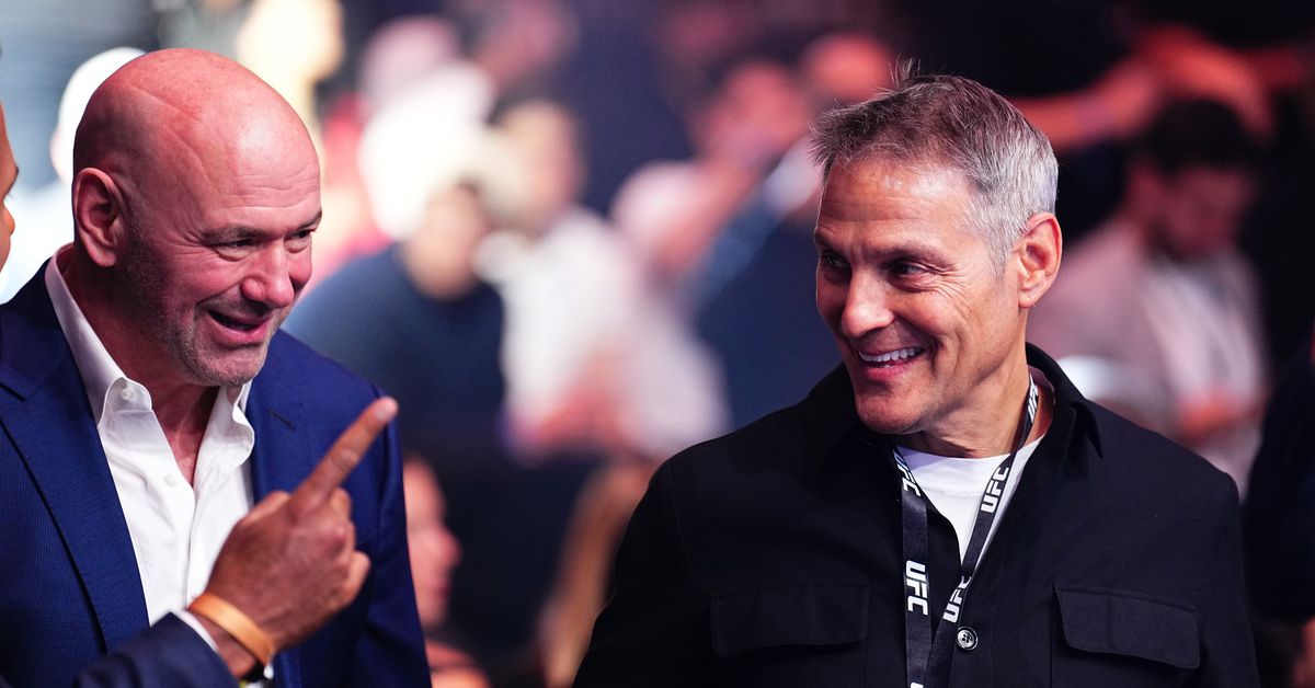 El director ejecutivo de TKO, Ari Emanuel, ganó casi 65 millones de dólares en compensación en 2023, incluido un bono de 20 millones de dólares de UFC.