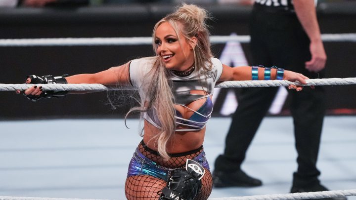 La estrella de la WWE, Liv Morgan, comparte instantáneas detrás del escenario: 'Está encendido'