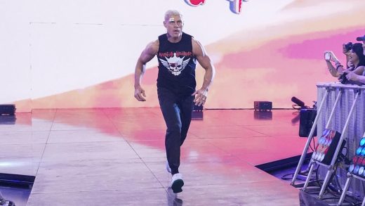 Mark Henry esperaba algo específico del guardarropa de Cody Rhodes en WWE Raw