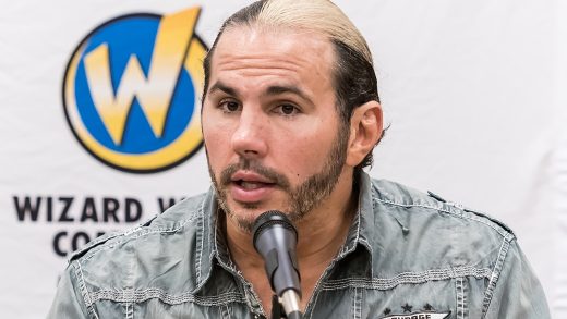 Matt Hardy ofrece consuelo a los talentos recientemente liberados de la WWE