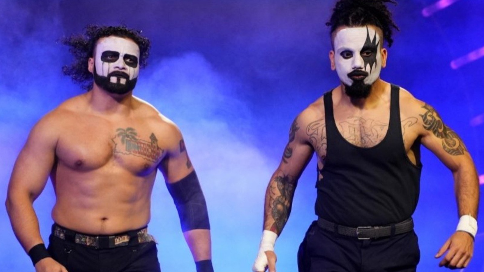 Mike Santana se sincera sobre nunca ganar títulos en parejas de AEW con Ortiz